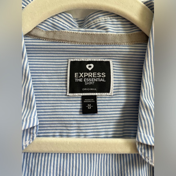 Express brand The Essential shirt, size Medium - Picture 5 of 6